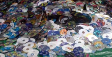 cds220x113 Small Pile of CDs